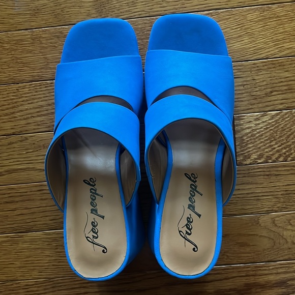 Free People Love Is Everywhere Platform Leather Sandal Heels - Picture 7 of 7